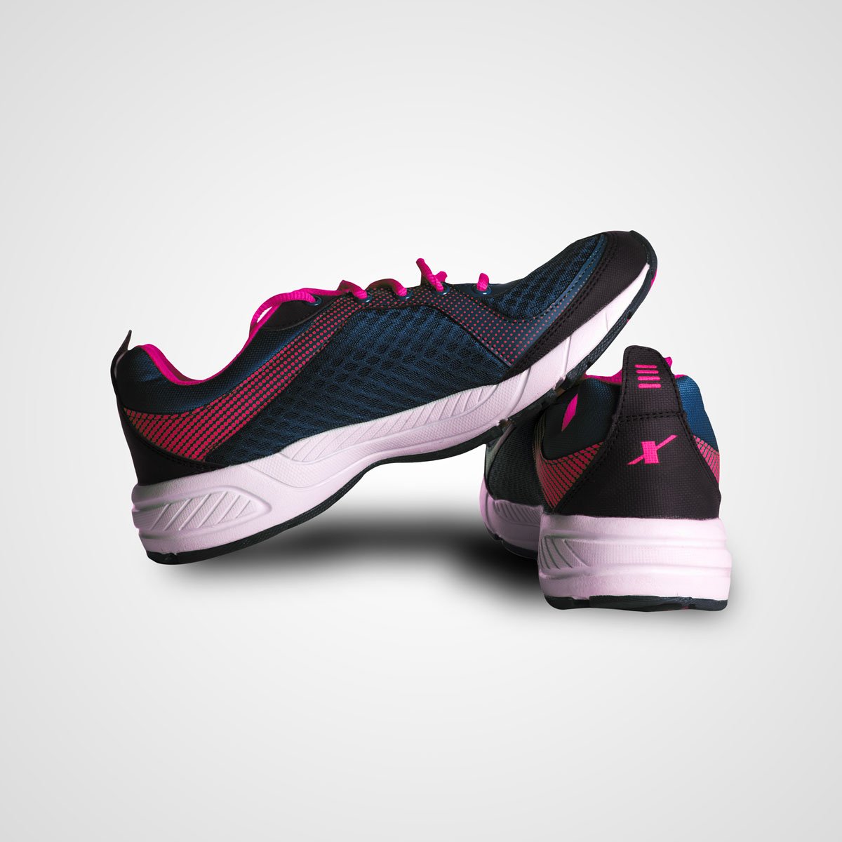 Home sports shoe2